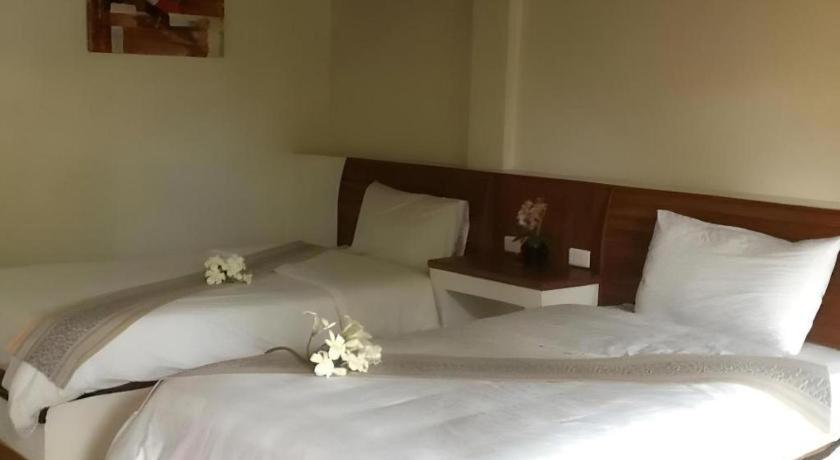 ภูตะวันชมดาว Hotel อำเภอท่าลี่ ภายนอก รูปภาพ